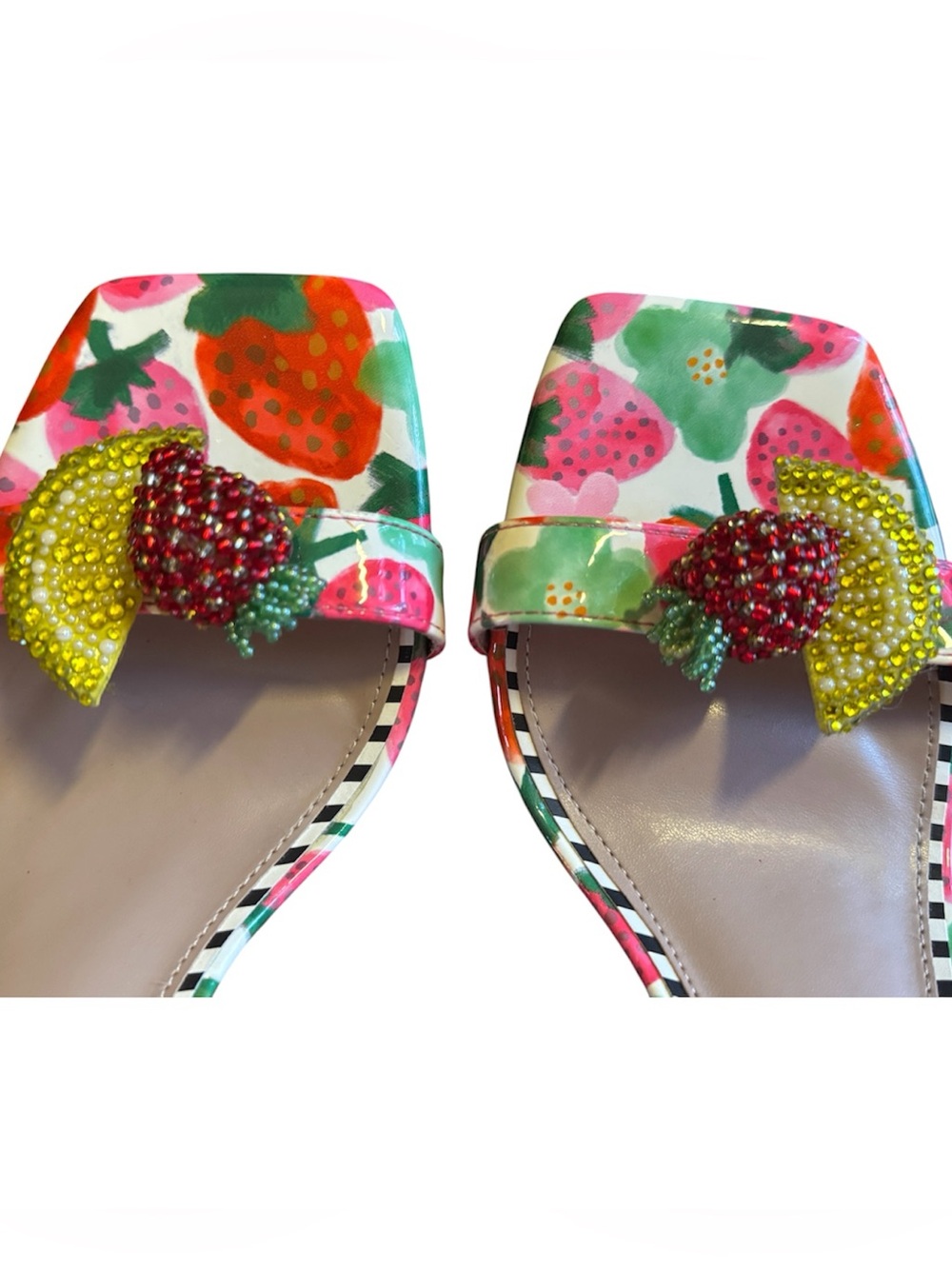 Betsey Johnson Harlem Fruit Vinyl Lucite Wedge Sandals -Two-Piece Style-Size 11 - Picture 7 of 15